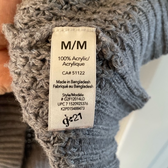 G21 EUC cable-knit button closure cardigan short-sleeve - Picture 4 of 5